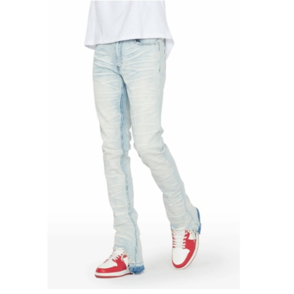 NWT Rockstar Denim Lakyn Light Wash Stacked Flare Jean 98% COTTON SLIM - Size 32